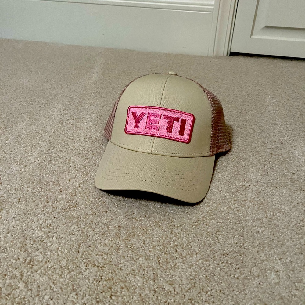 Yeti logo trucker hat